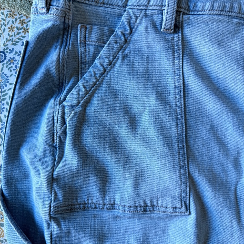 American Eagle Outfitters Light Blue Cargo Jeans
